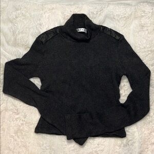 GBTS top size small​​​​​